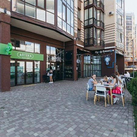Atlant Luxury Family Apart Поряд З Тц Депот, Безконтактне Заселення 체르니우치 외부 사진