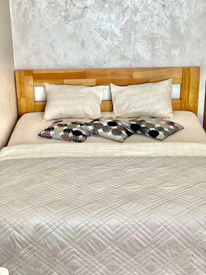 Atlant Luxury Family Apart Поряд З Тц Депот, Безконтактне Заселення 체르니우치 외부 사진